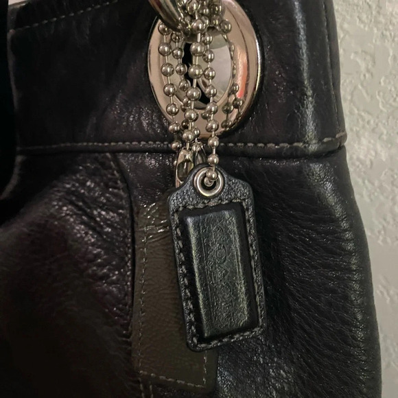 Coach Madison Timeless Black Pebble Leather Shoulder Bag With Hang Tag 14”L - Picture 7 of 16